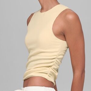 NWT ALO YOGA Ribbed En Pointe Tank Top Candlelight Yellow